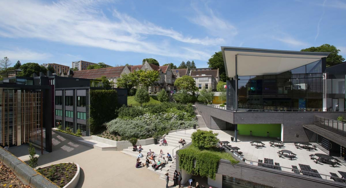 University of Winchester: New Dean appointed to Lead the Faculty of Business, Law and Digital Technologies